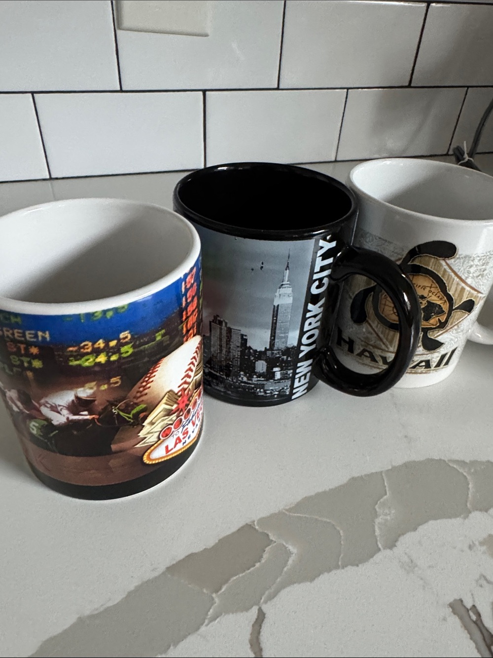 Qty 3 Coffee Mugs Las Vegas New York City and Hawaii